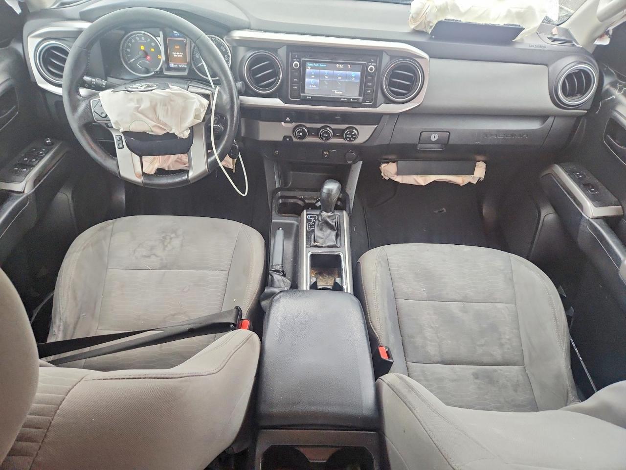 2017 TOYOTA TACOMA DOUBLE CAB photo 8