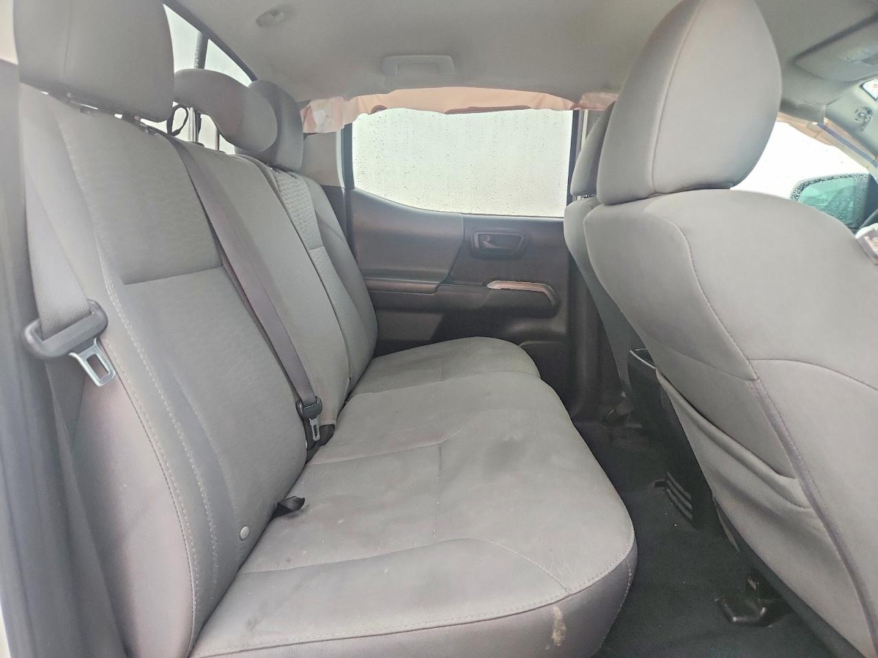 2017 TOYOTA TACOMA DOUBLE CAB photo 10