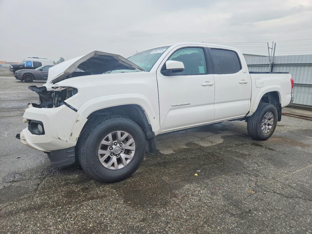 2017 TOYOTA TACOMA