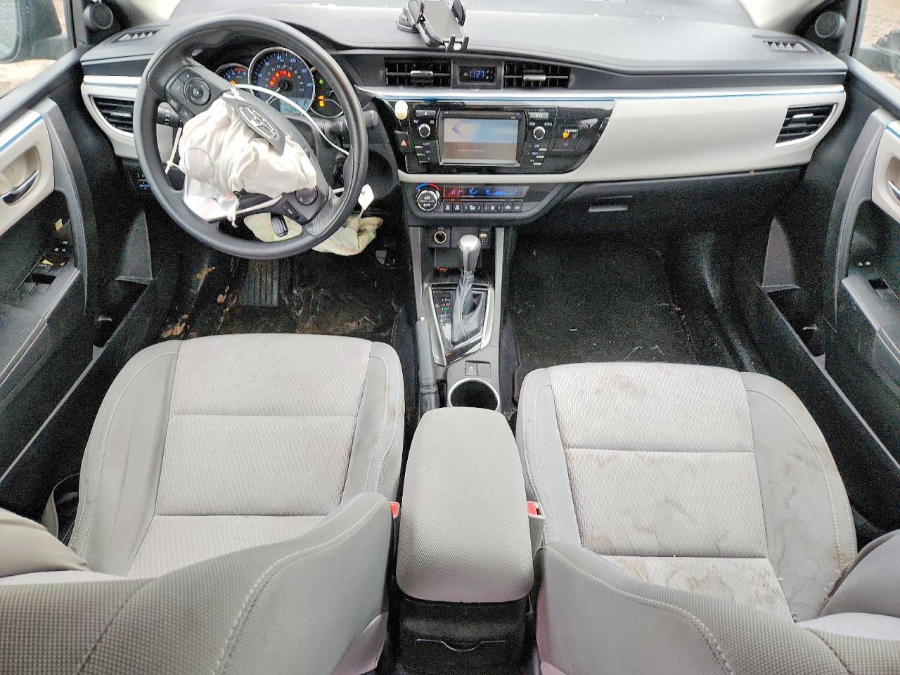 2014 TOYOTA COROLLA L photo 8