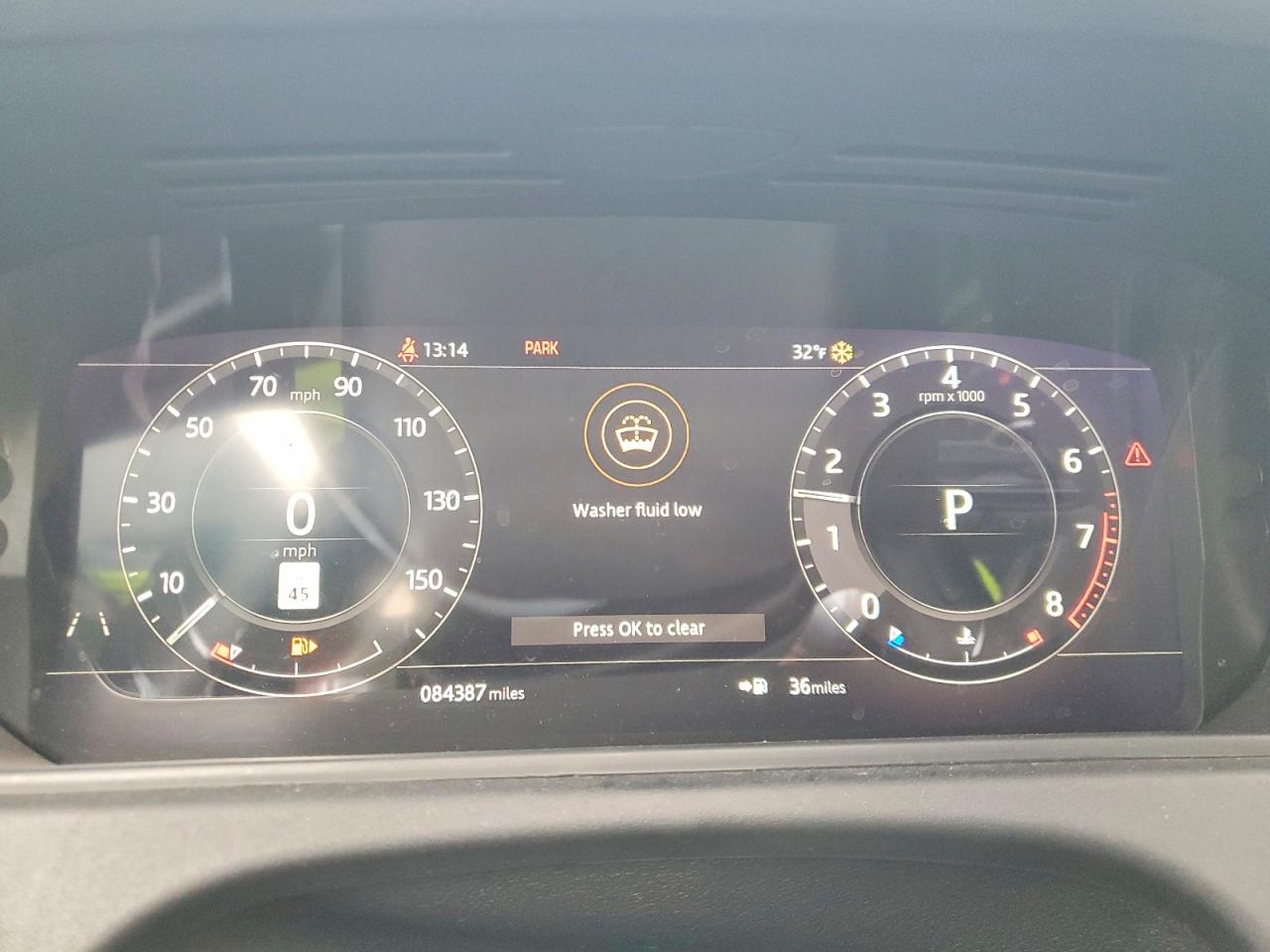 2018 LAND ROVER RANGE ROVER VELAR S photo 17