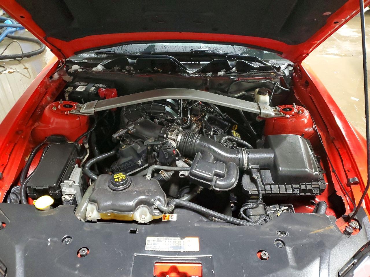 2013 FORD MUSTANG photo 11