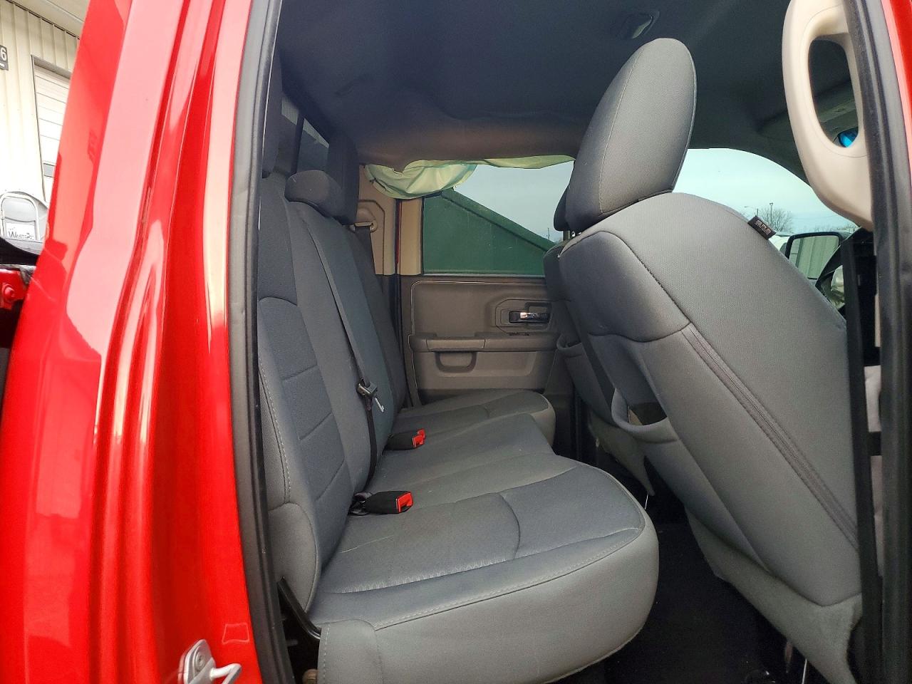 2013 RAM 1500 SLT photo 19