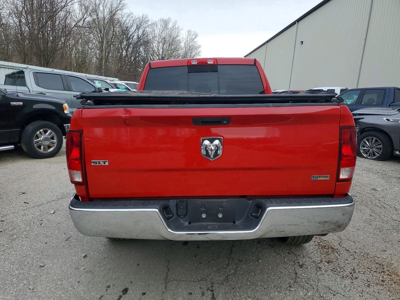 2013 RAM 1500 SLT photo 11