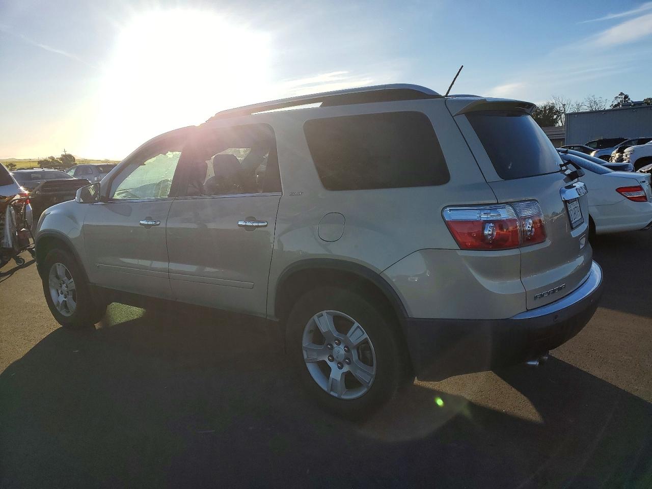 2009 GMC ACADIA SLT-1 photo 2
