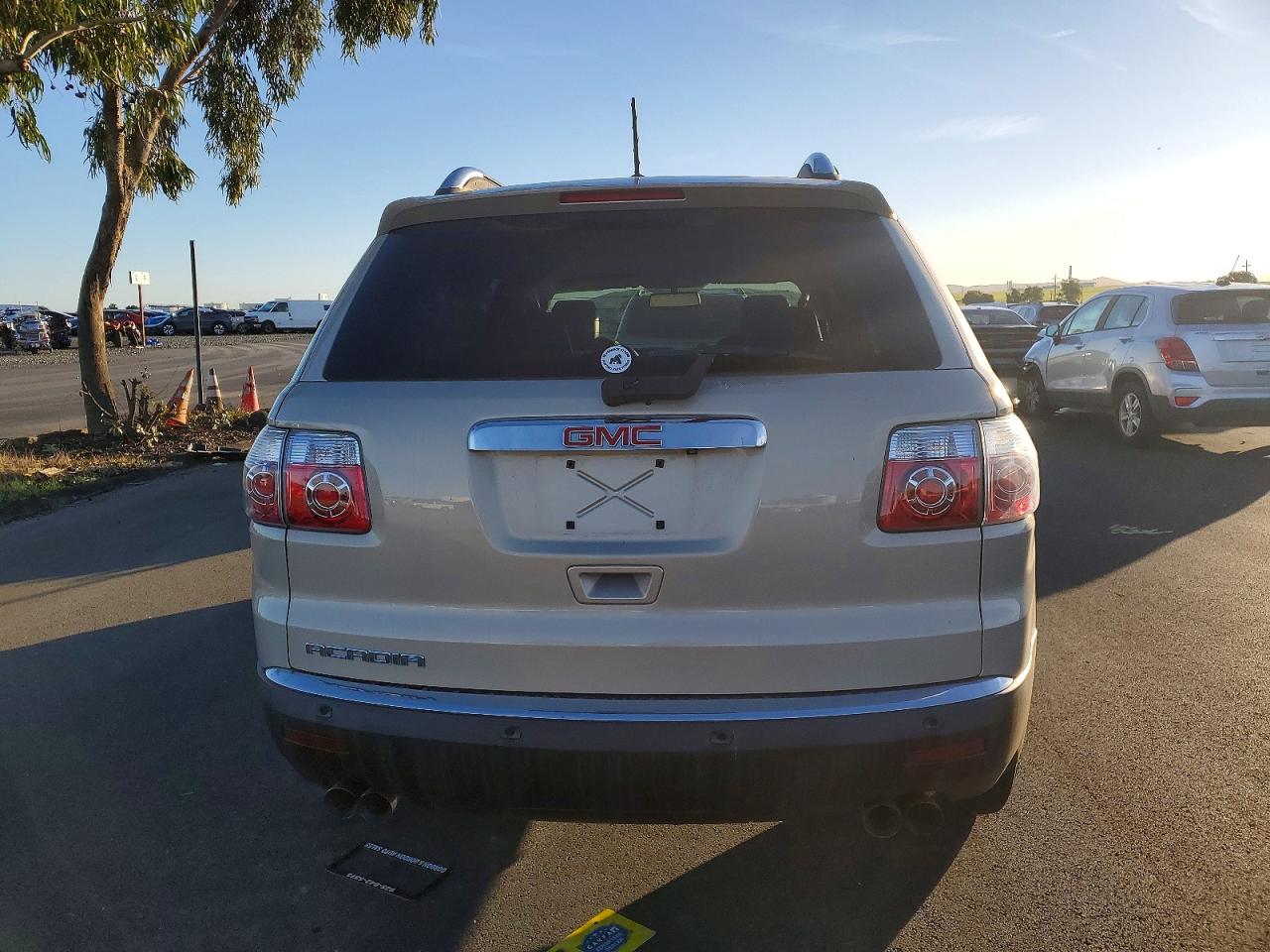 2009 GMC ACADIA SLT-1 photo 6