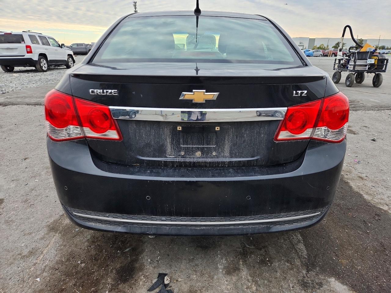 2011 CHEVROLET CRUZE LTZ photo 6