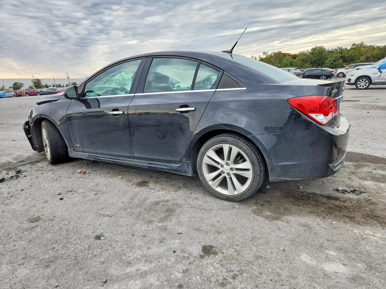 2011 CHEVROLET CRUZE LTZ photo 2