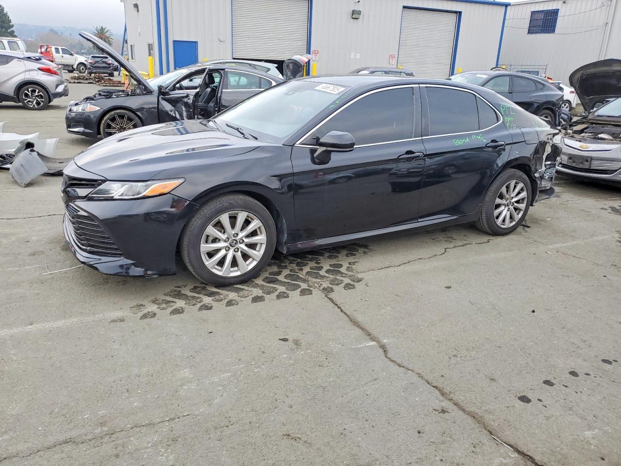 2019 TOYOTA CAMRY
