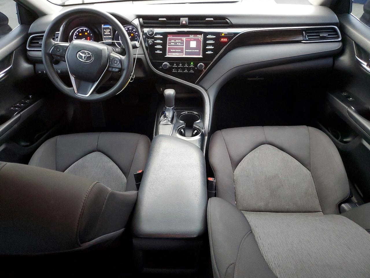 2019 TOYOTA CAMRY L photo 8