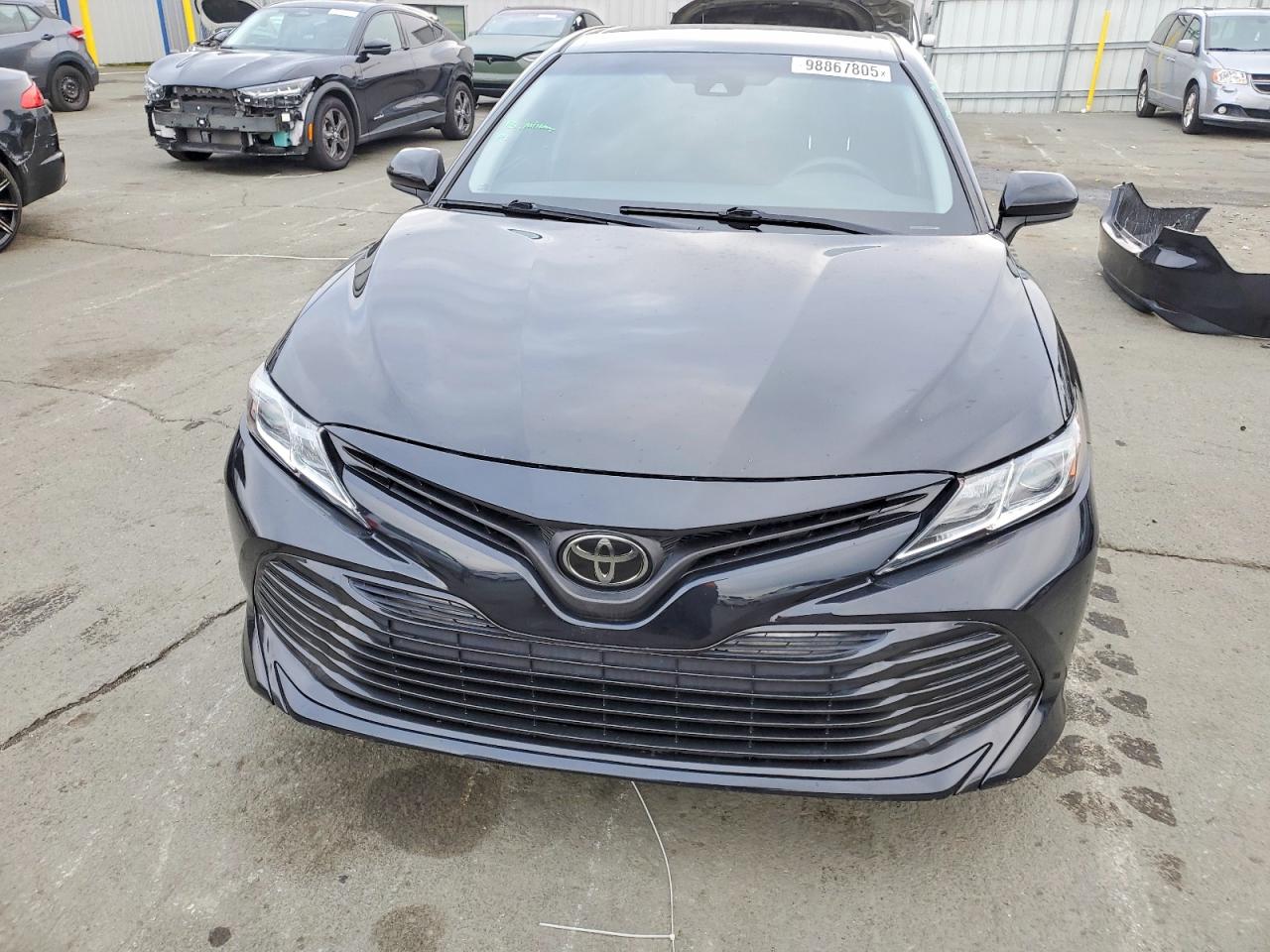 2019 TOYOTA CAMRY L photo 5