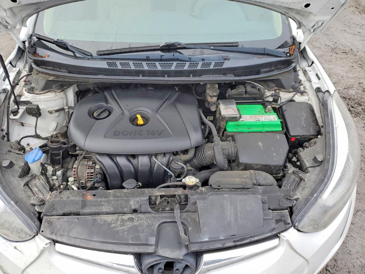 2016 HYUNDAI ELANTRA SE photo 11