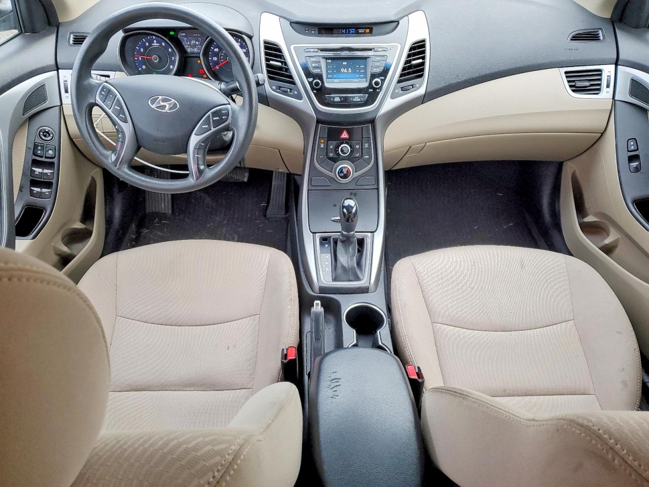 2016 HYUNDAI ELANTRA SE photo 8