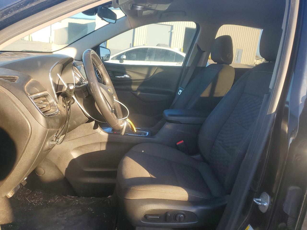 2020 CHEVROLET EQUINOX LT photo 19