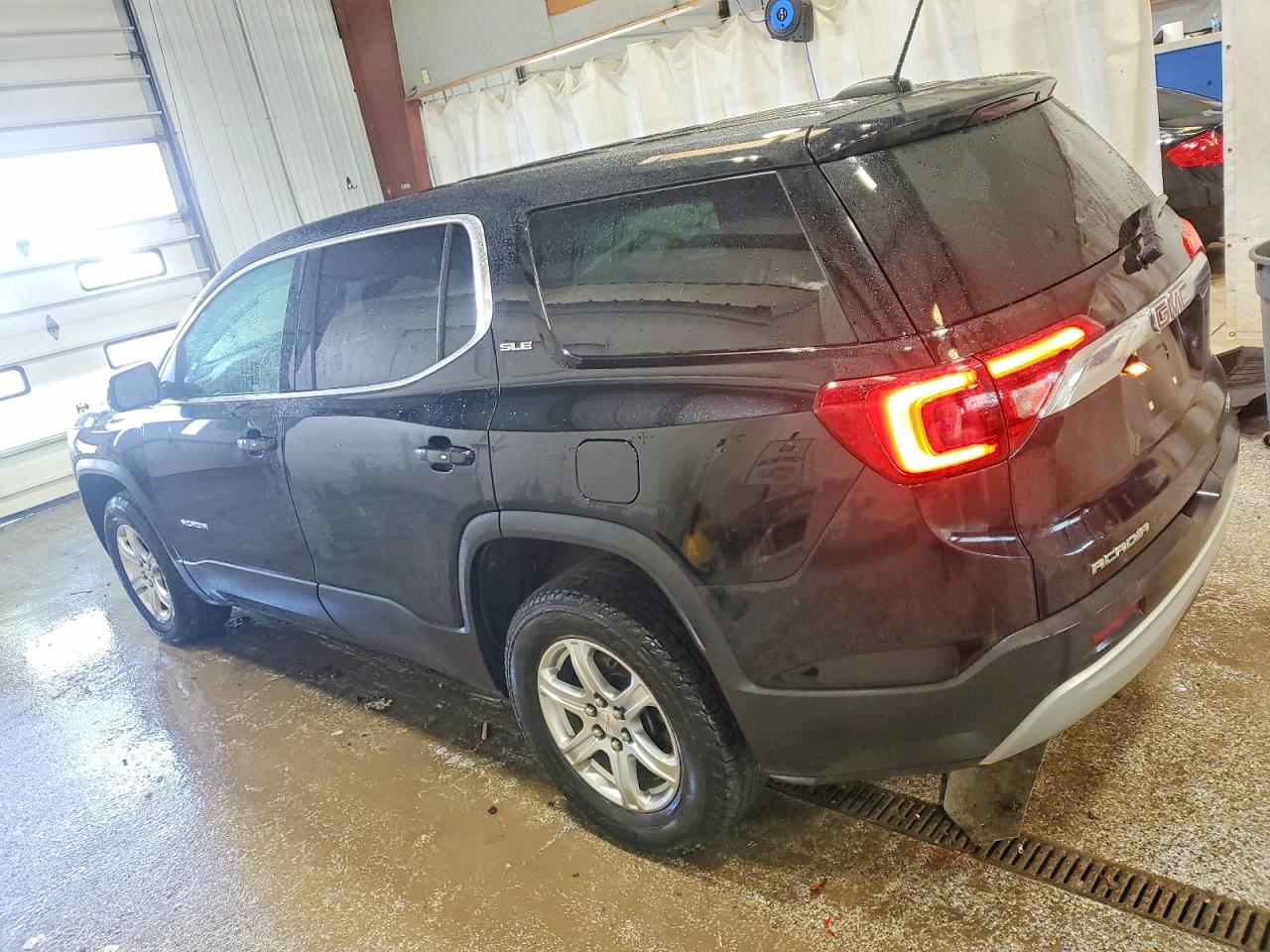 2019 GMC ACADIA SLE photo 2