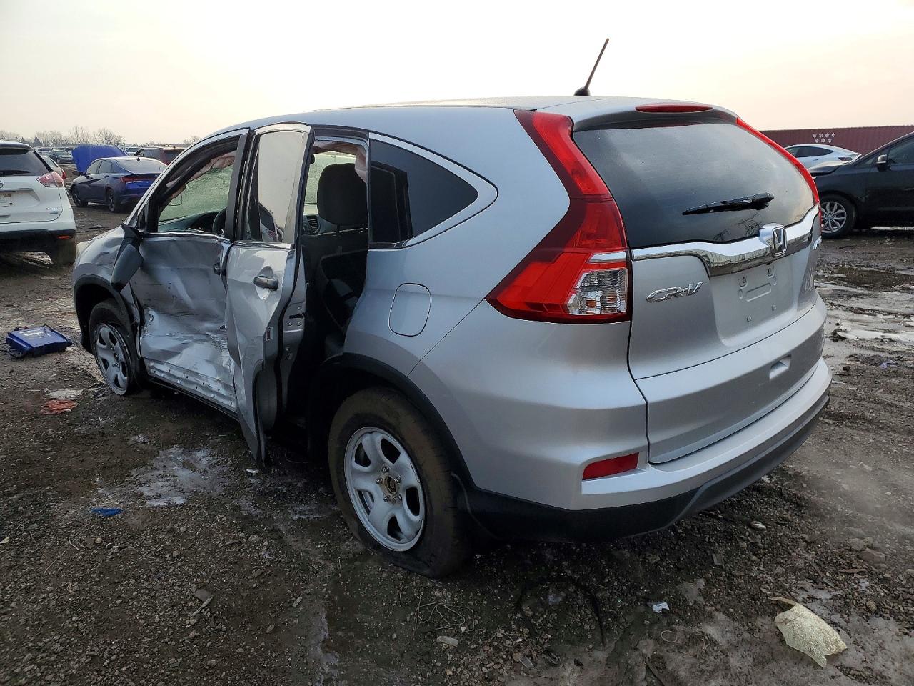 2016 HONDA CR-V LX photo 2