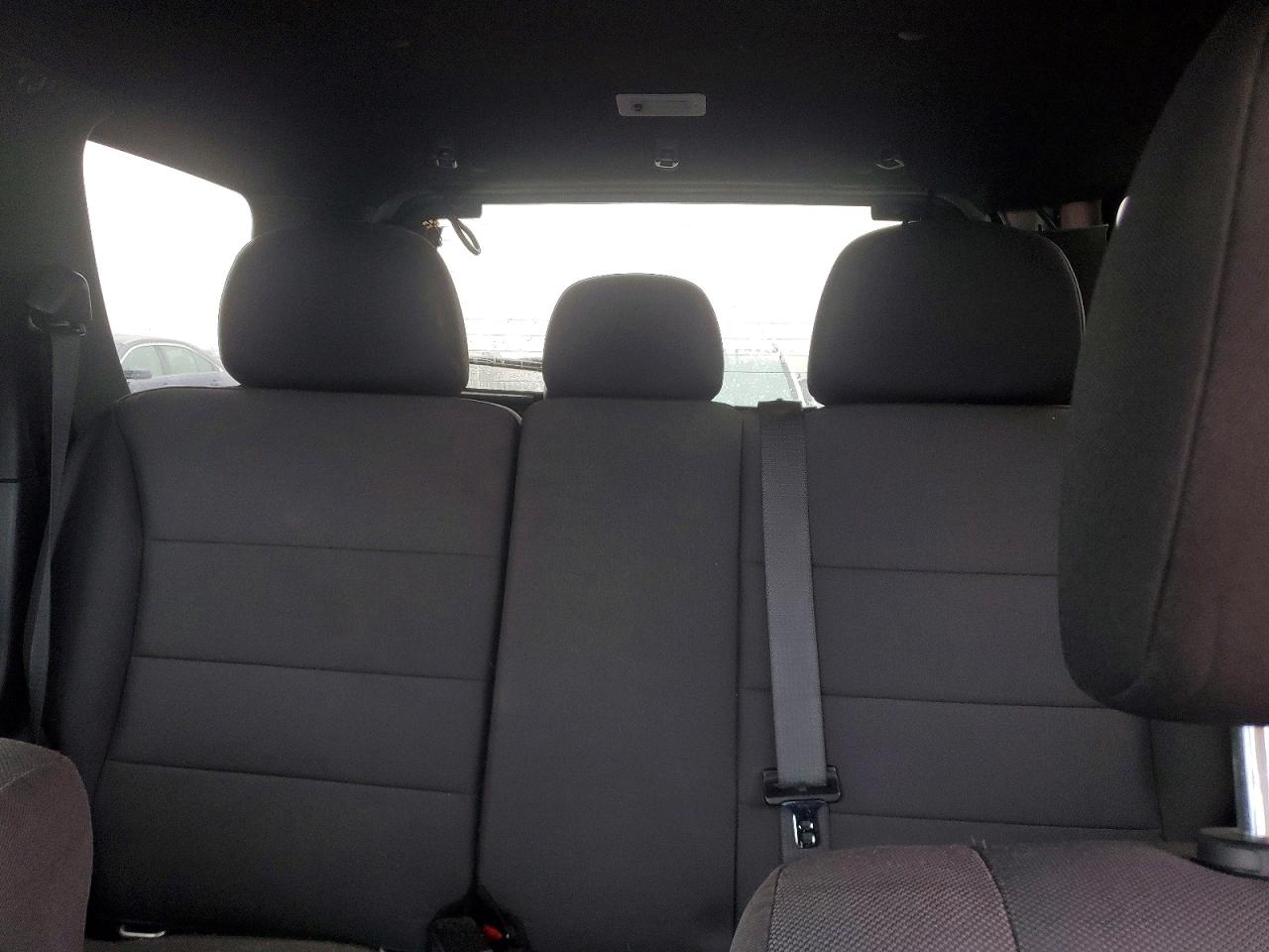 2010 FORD ESCAPE XLT photo 37