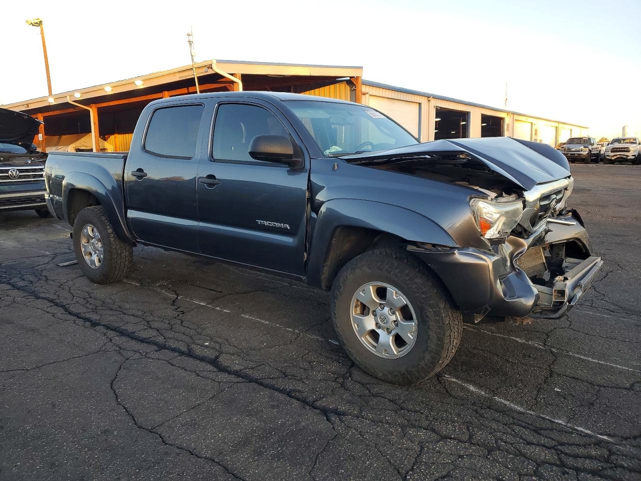2013 TOYOTA TACOMA DOUBLE CAB photo 4