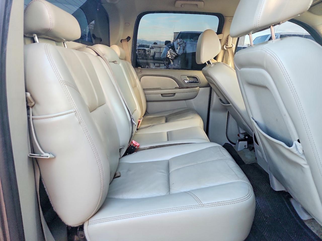 2007 CHEVROLET AVALANCHE C1500 photo 10