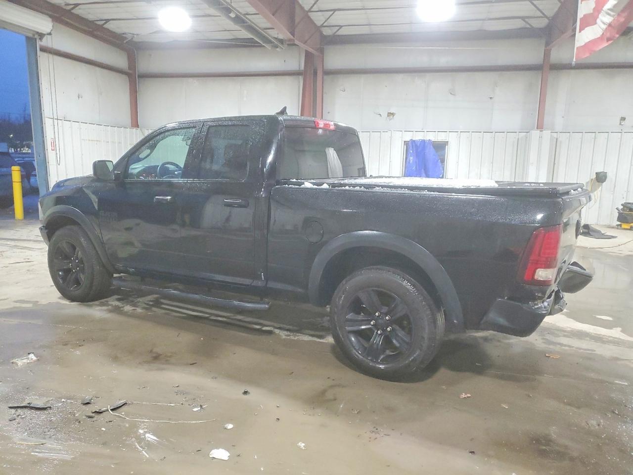 2021 RAM 1500 CLASSIC SLT photo 4