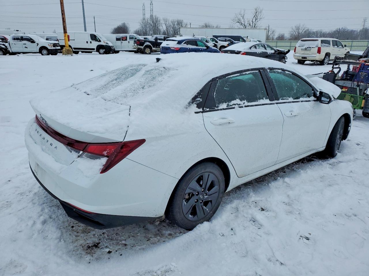 2021 HYUNDAI ELANTRA SEL photo 3