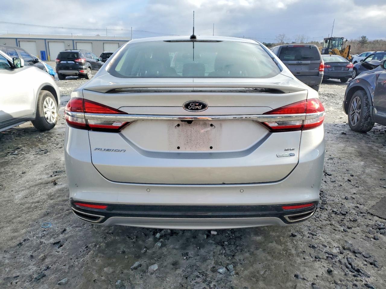 2017 FORD FUSION SE photo 6