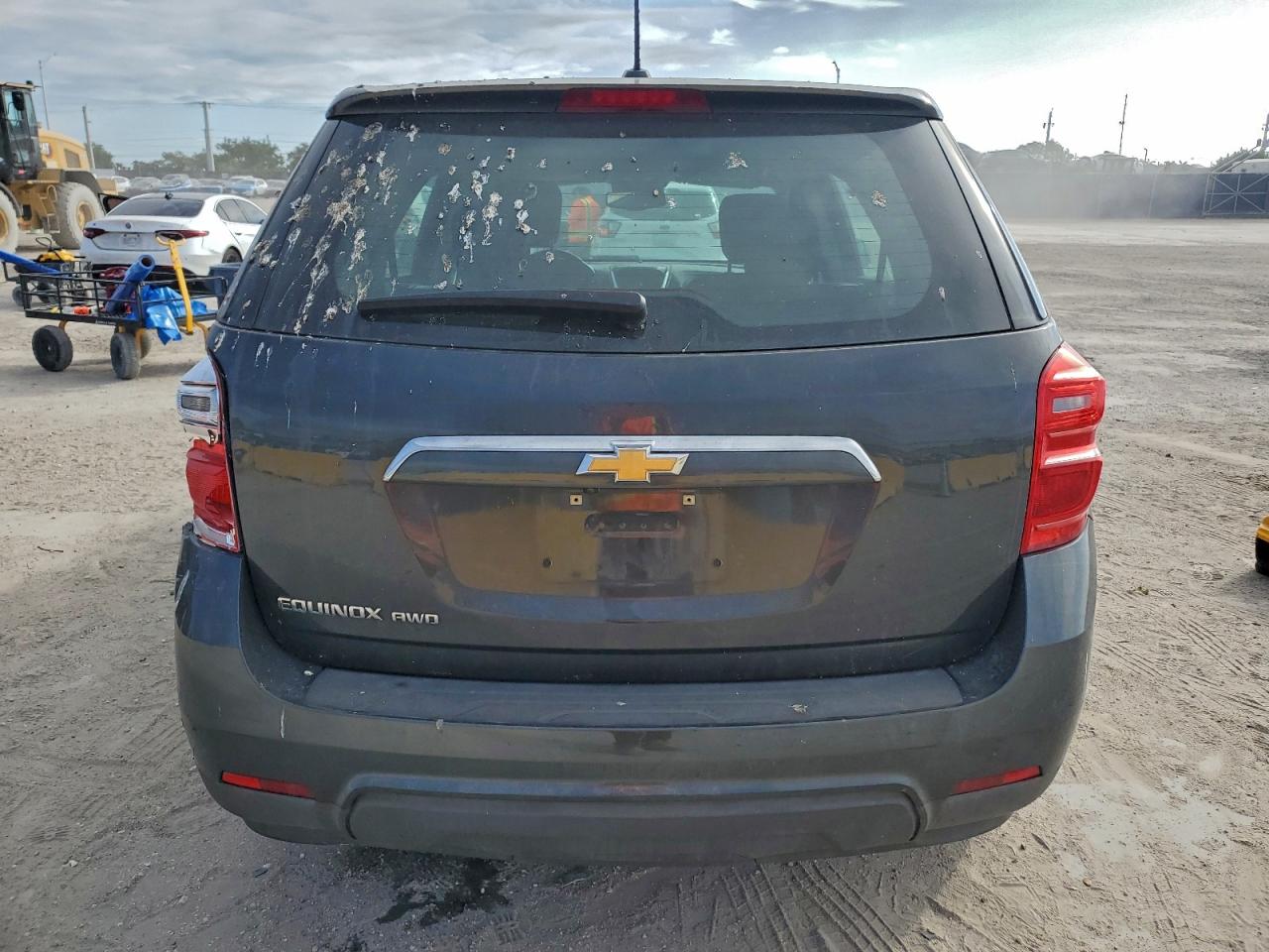 2017 CHEVROLET EQUINOX LS photo 6