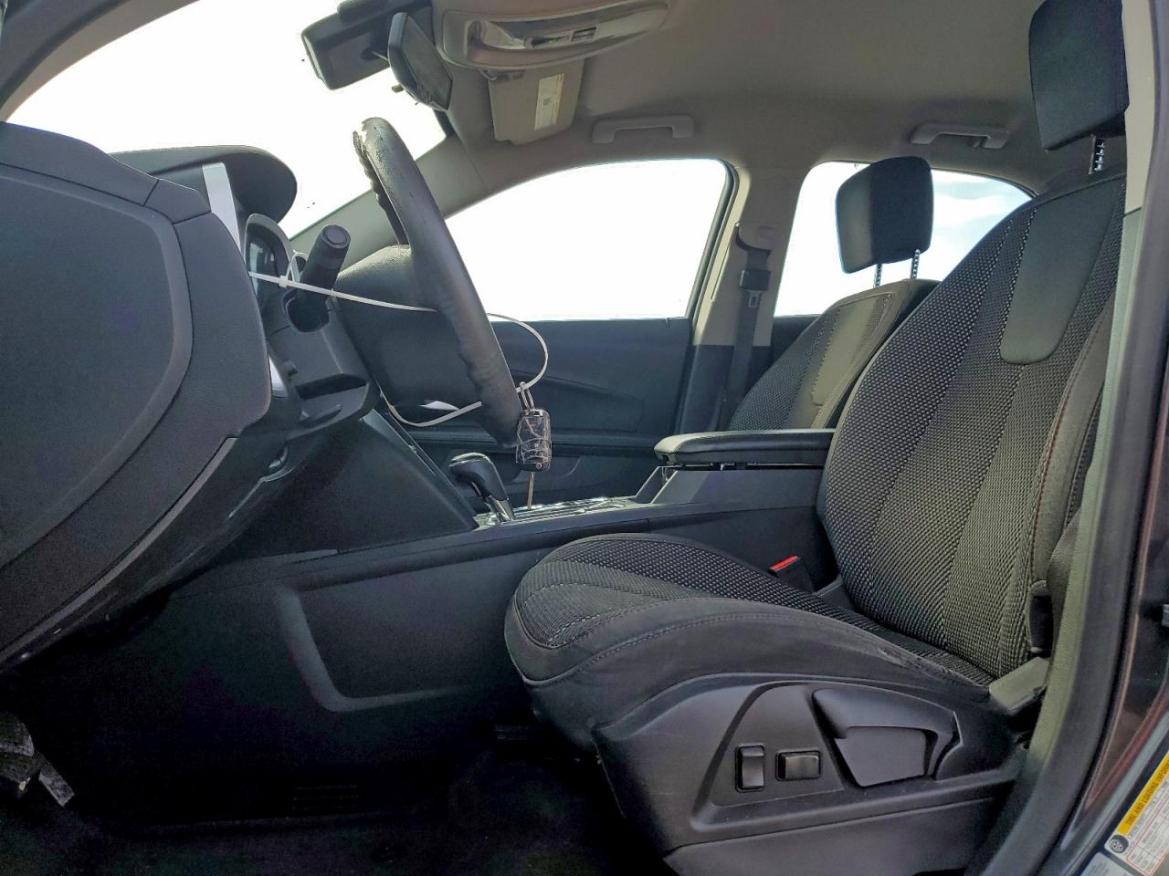 2017 CHEVROLET EQUINOX LS photo 7