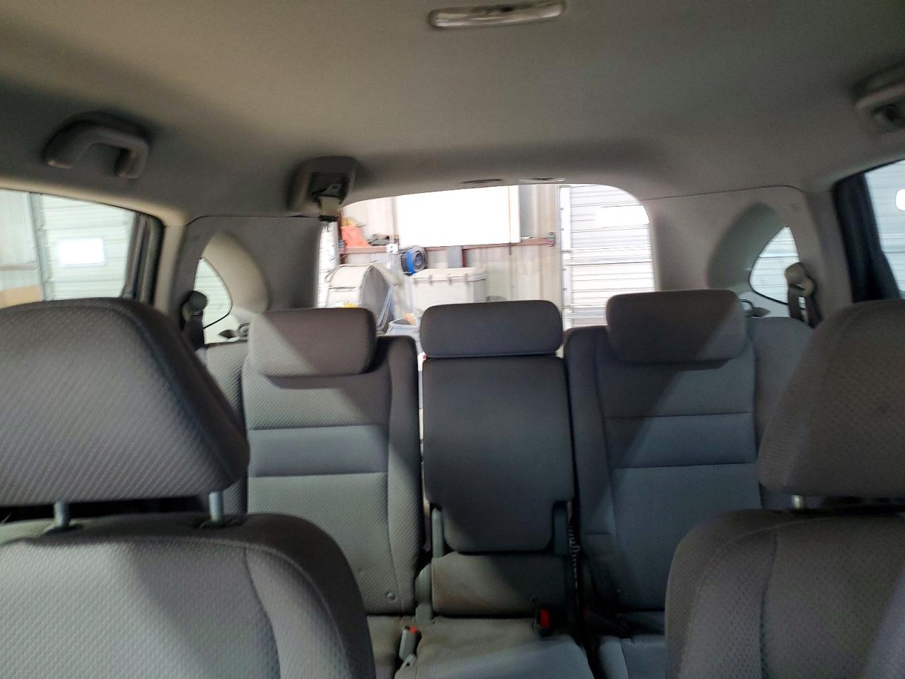 2009 HONDA CR-V LX photo 19