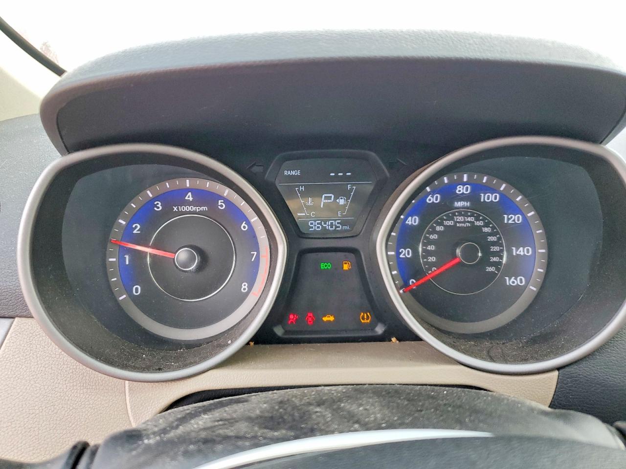 2016 HYUNDAI ELANTRA SE photo 9