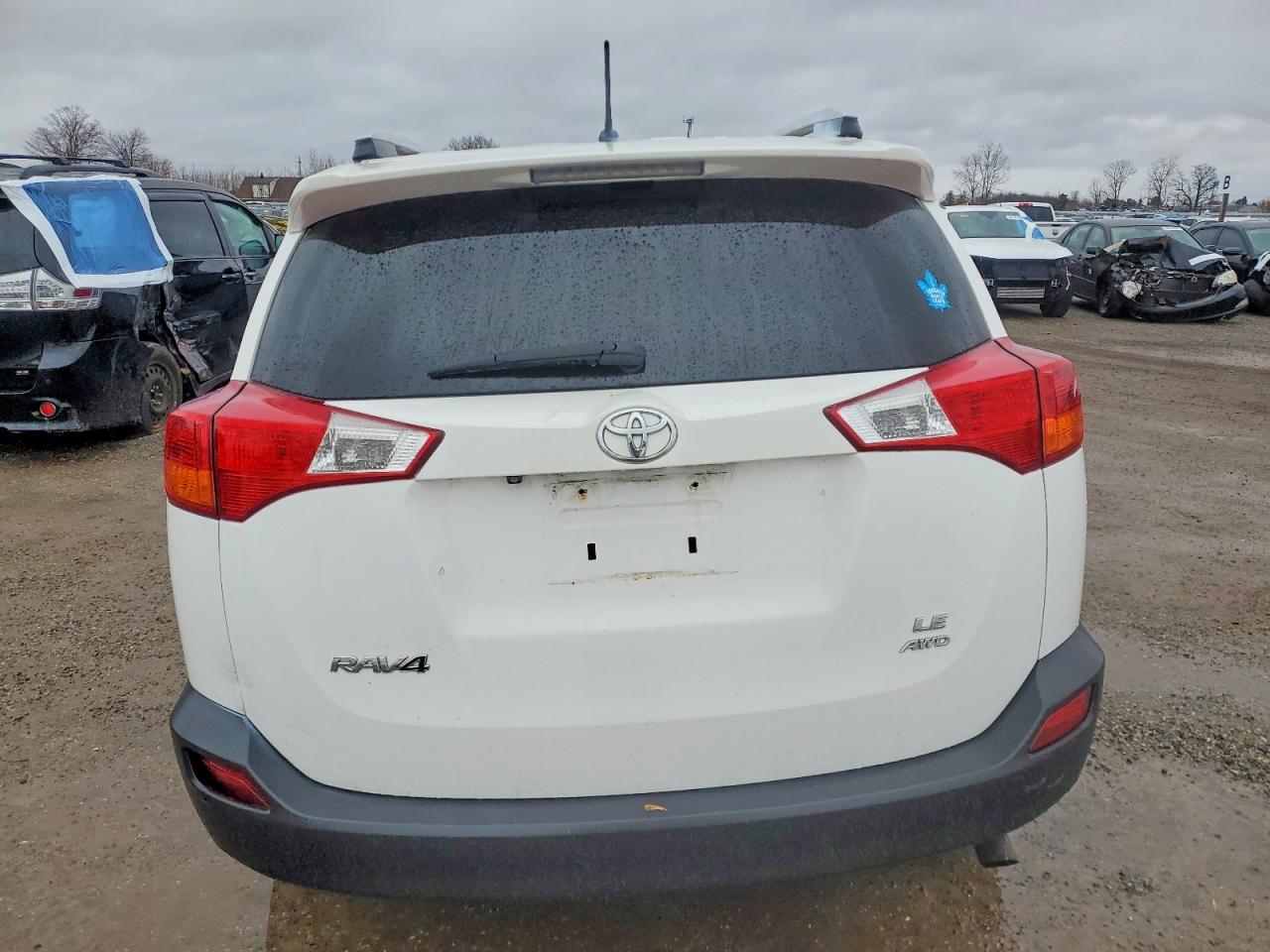 2014 TOYOTA RAV4 LE photo 6