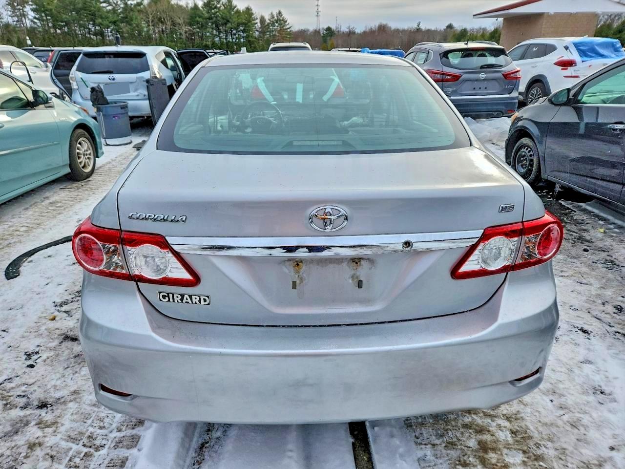2013 TOYOTA COROLLA BASE photo 6
