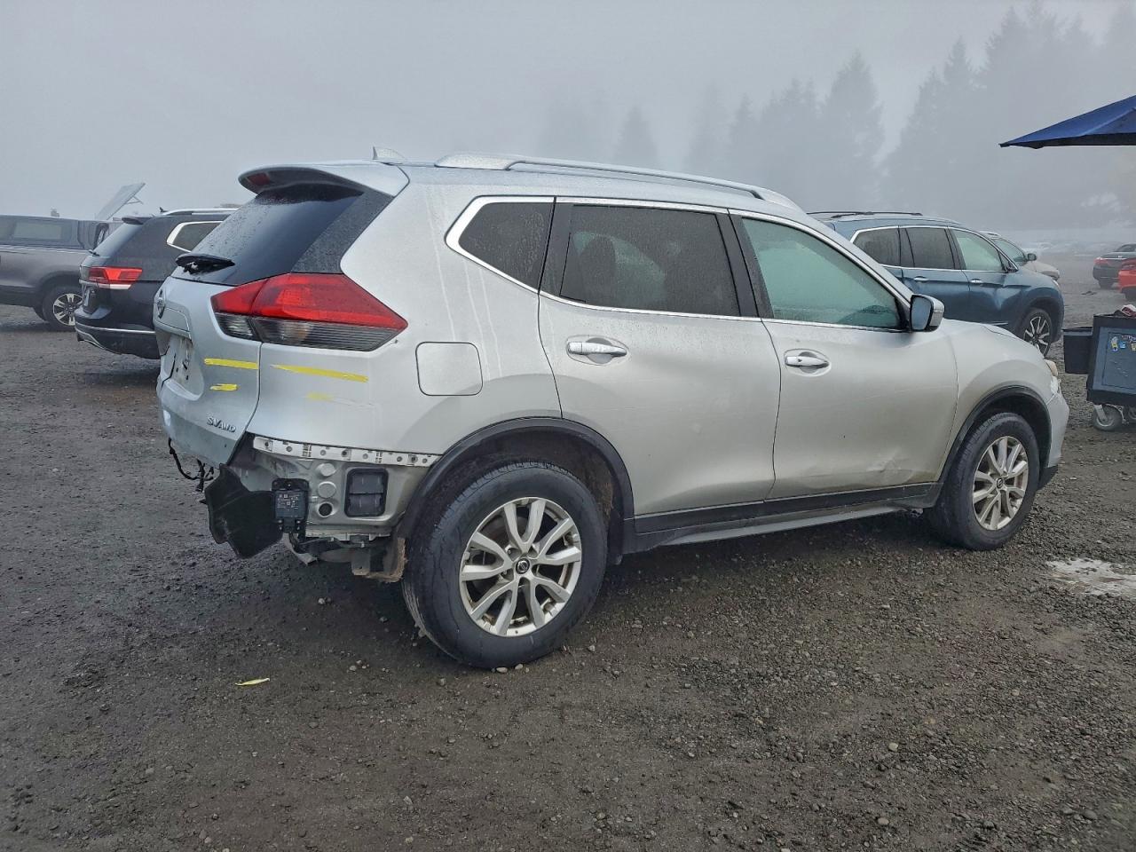 2018 NISSAN ROGUE S photo 3