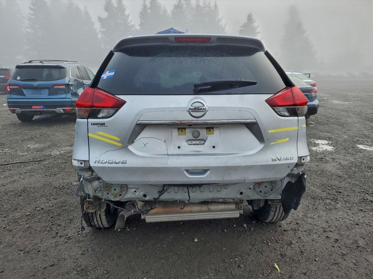 2018 NISSAN ROGUE S photo 6