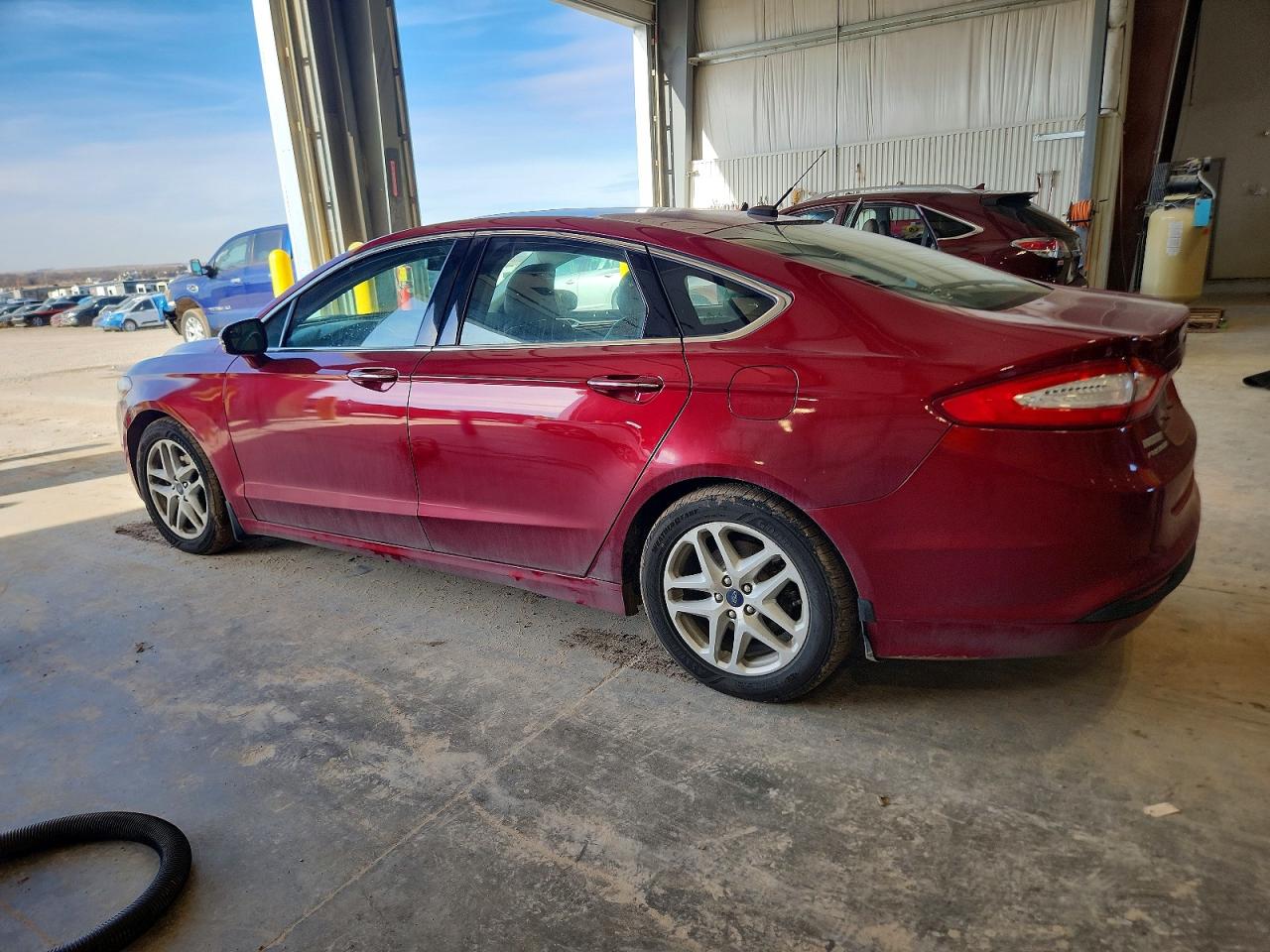 2015 FORD FUSION SE photo 3