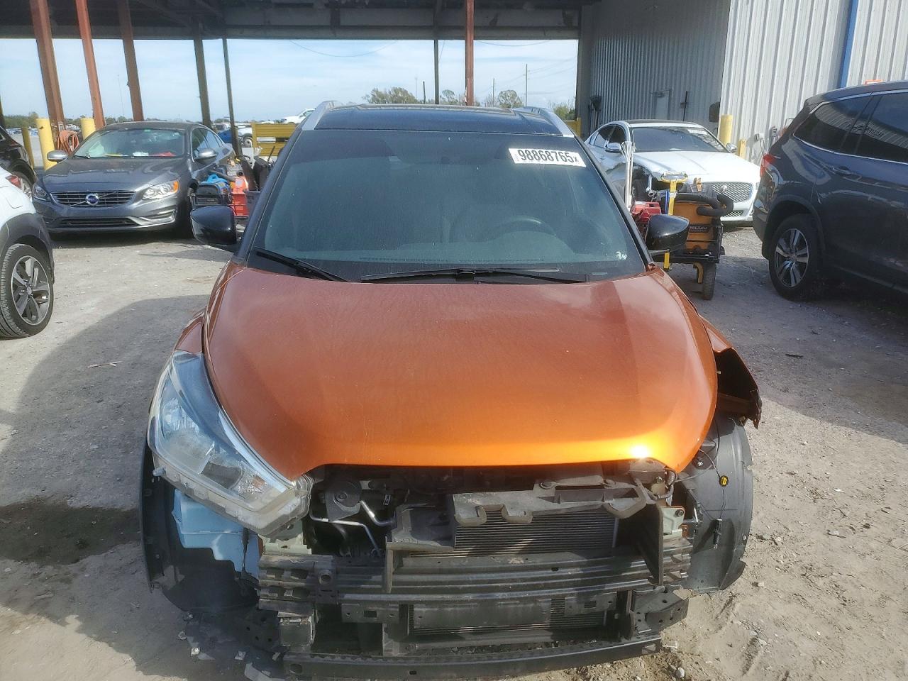 2019 NISSAN KICKS S photo 5