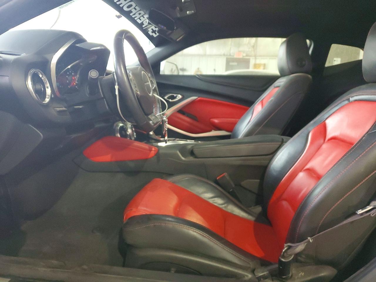 2017 CHEVROLET CAMARO LT photo 7