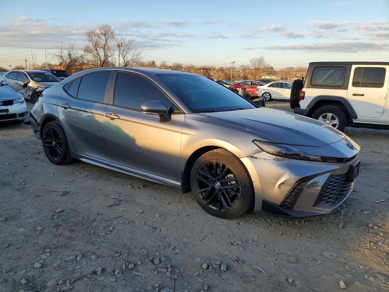 2025 TOYOTA CAMRY XSE photo 4