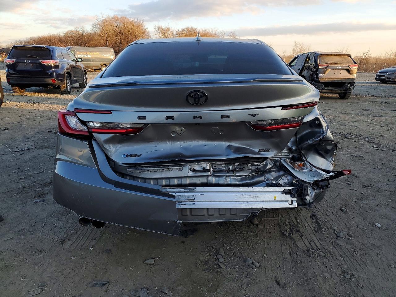 2025 TOYOTA CAMRY XSE photo 6