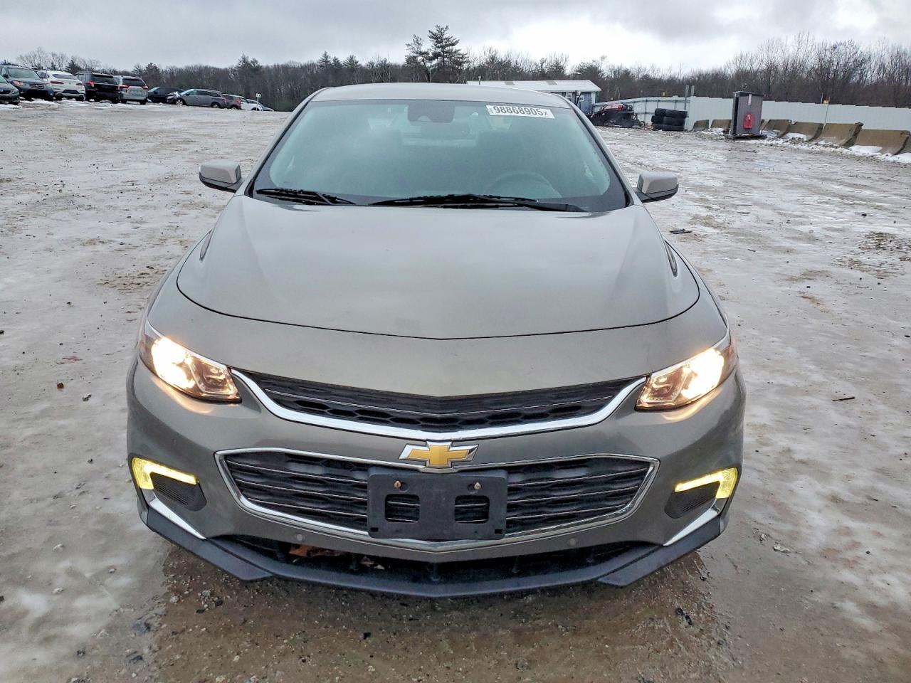 2017 CHEVROLET MALIBU HYBRID photo 9