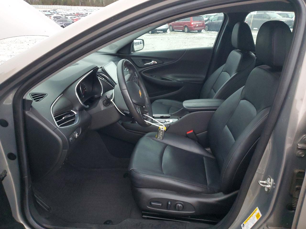 2017 CHEVROLET MALIBU HYBRID photo 13