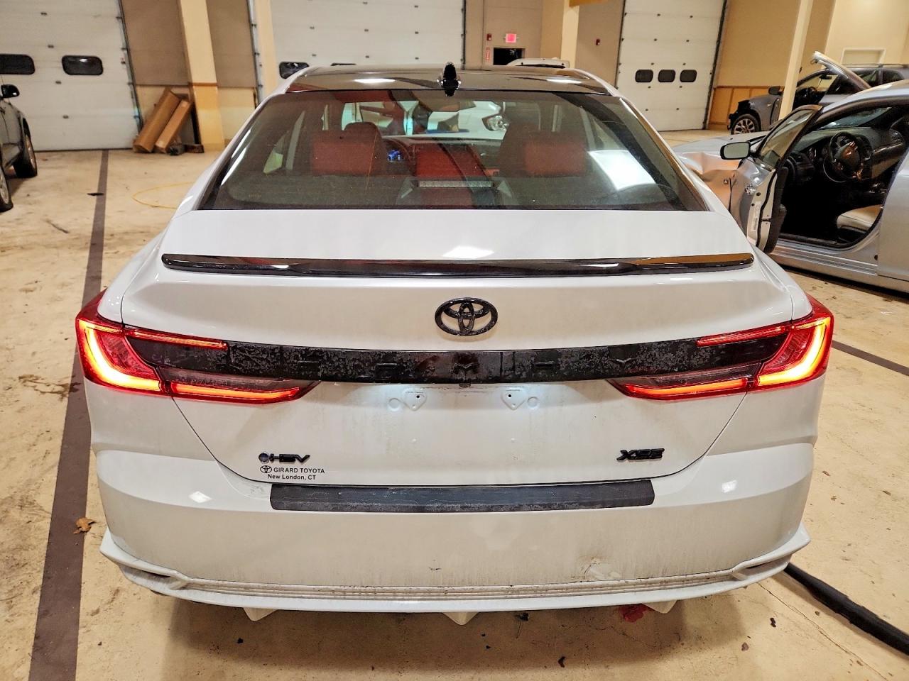 2025 TOYOTA CAMRY XSE photo 6
