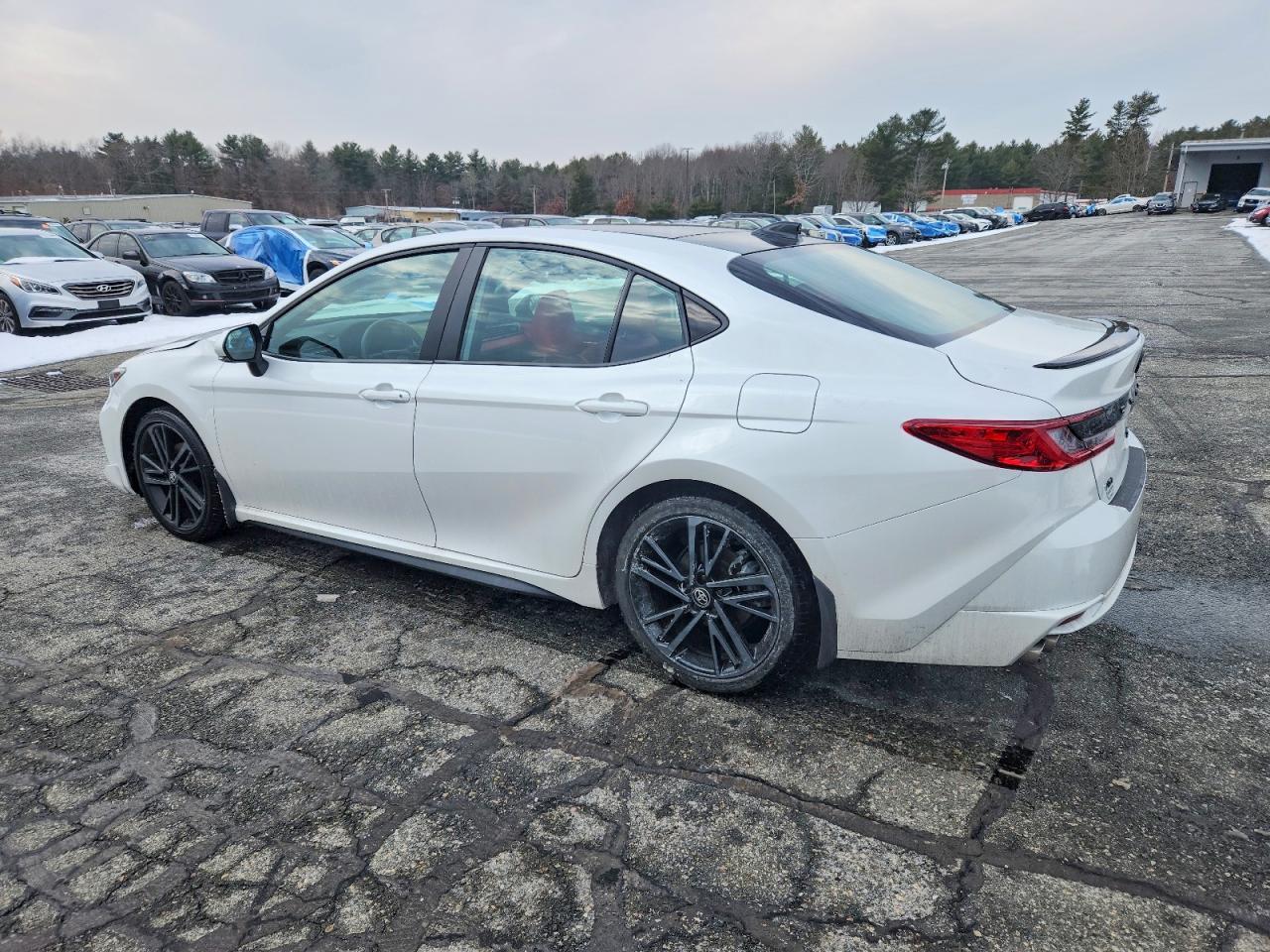2025 TOYOTA CAMRY XSE photo 2
