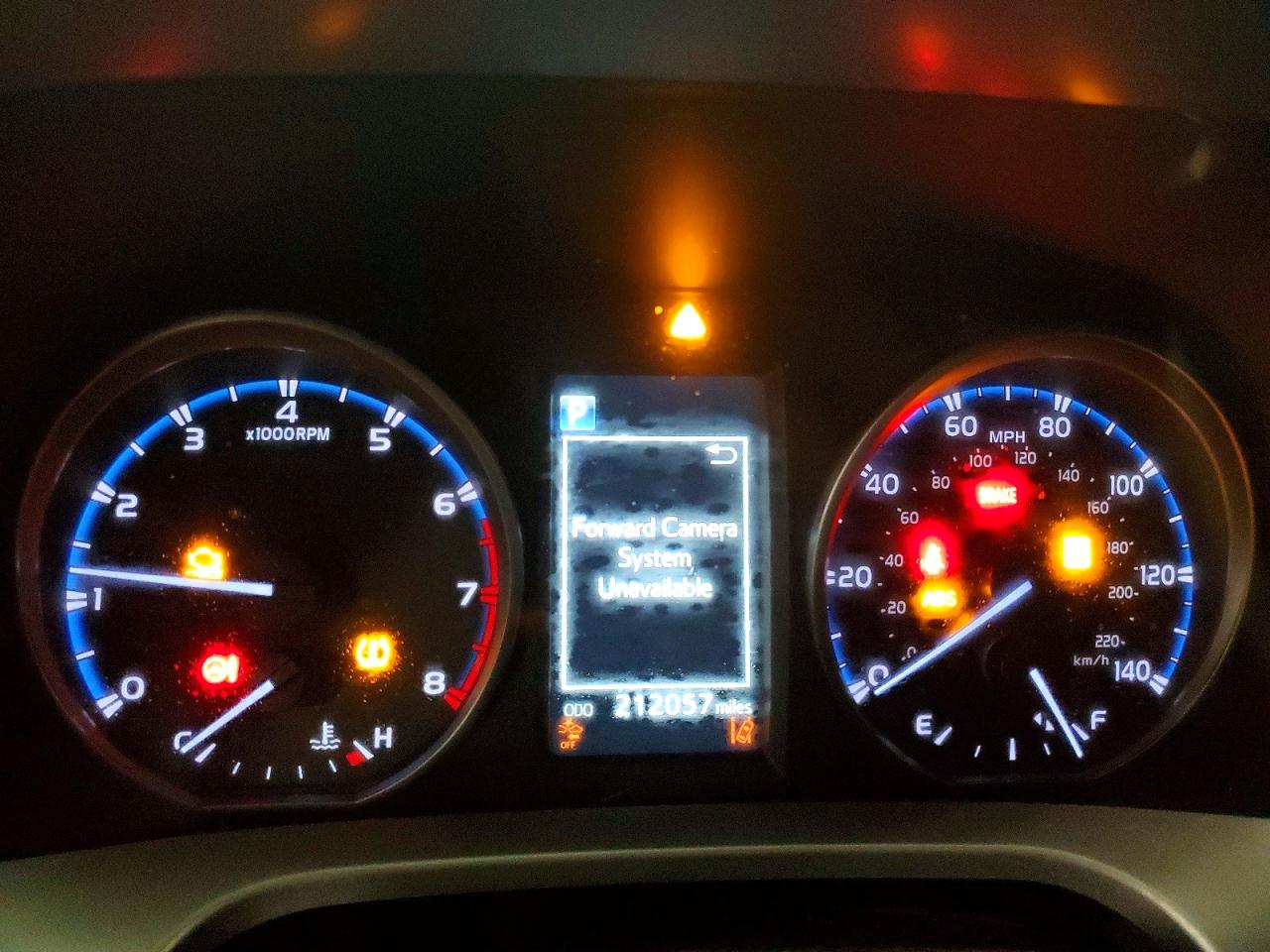 2017 TOYOTA RAV4 XLE photo 17