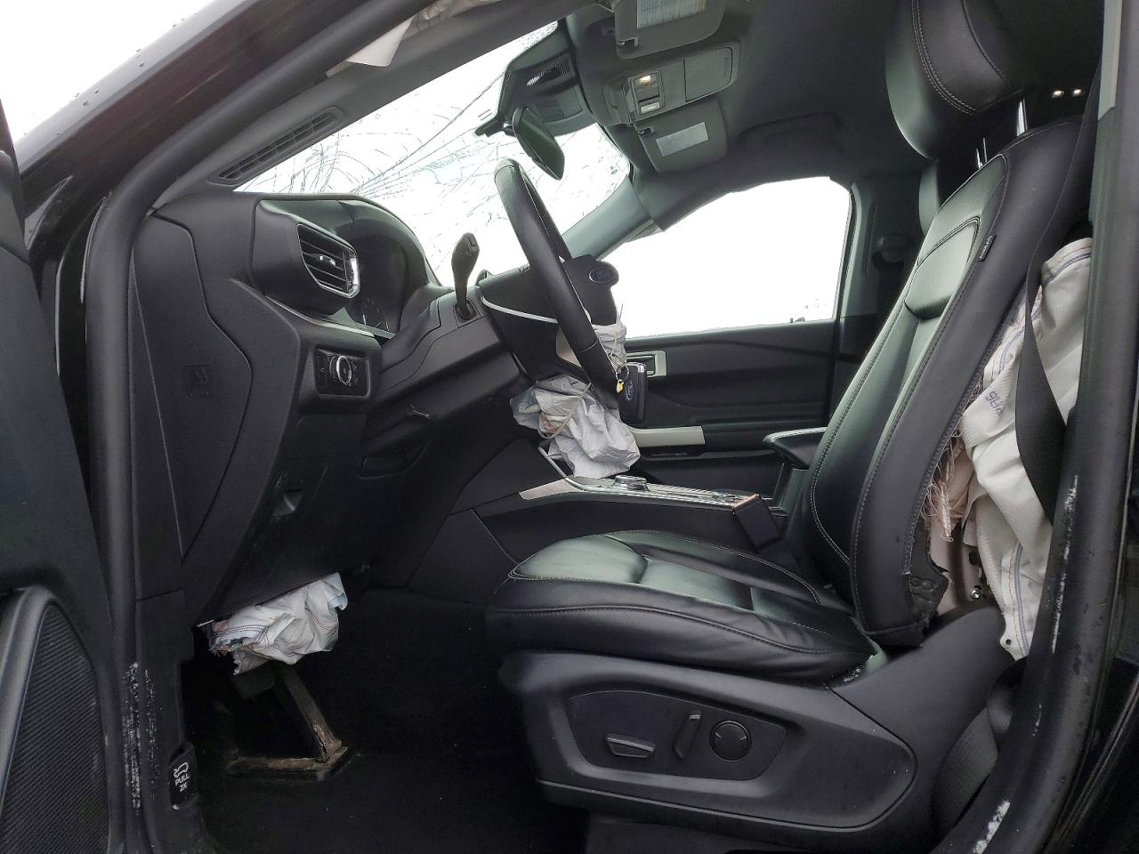 2023 FORD EXPLORER XLT photo 7