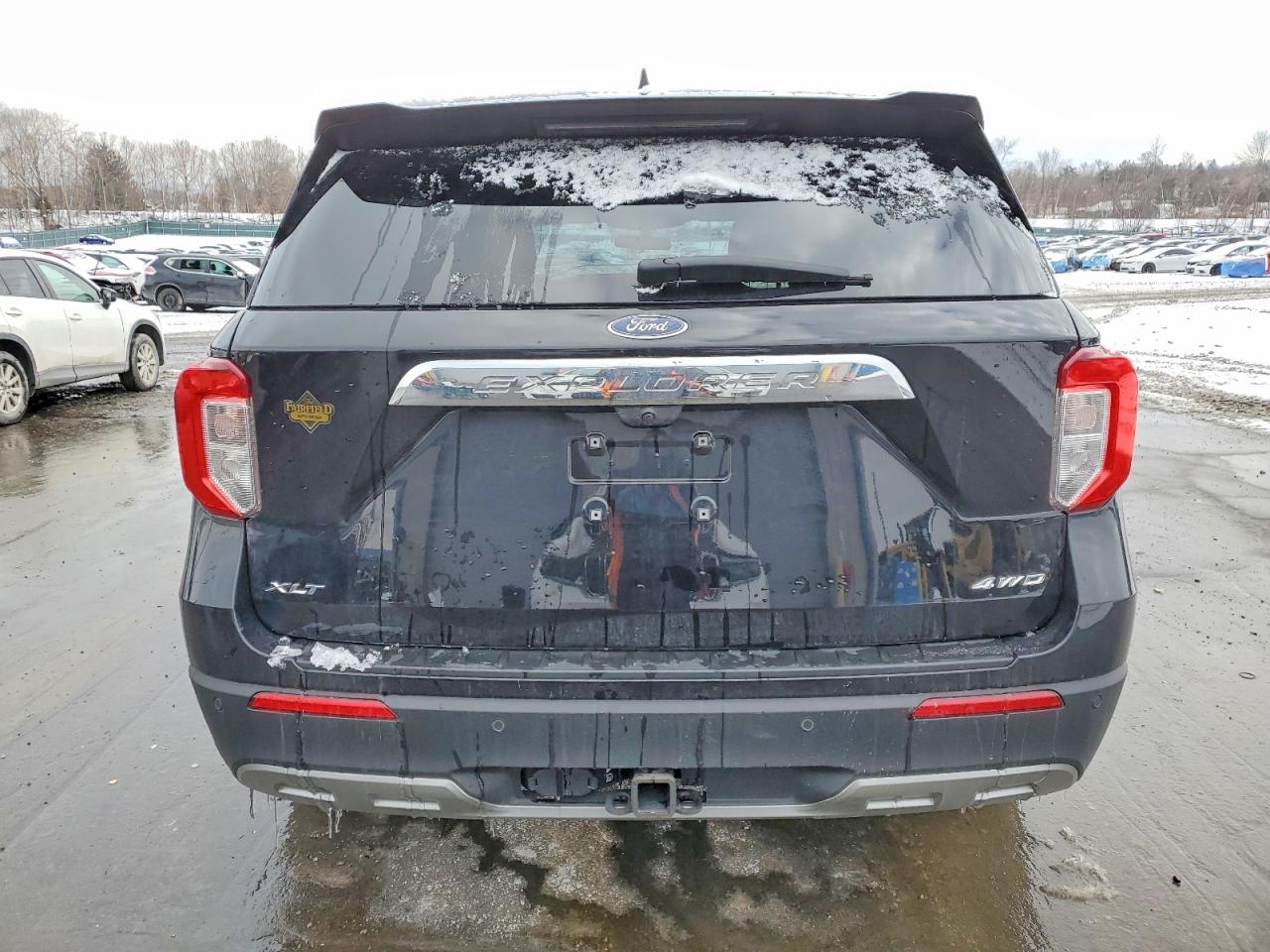 2023 FORD EXPLORER XLT photo 6