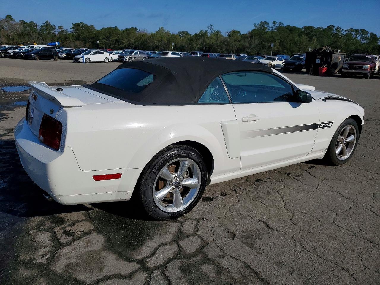 2008 FORD MUSTANG GT photo 3