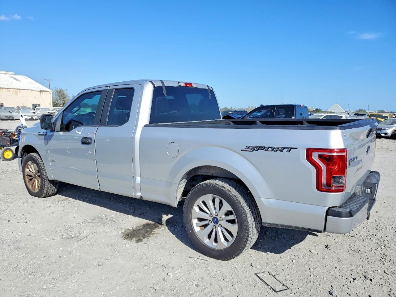 2016 FORD F150 SUPER CAB photo 2