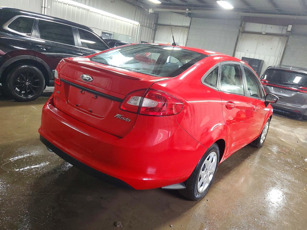 2012 FORD FIESTA SE photo 3