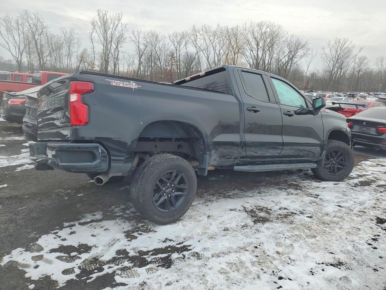 2020 CHEVROLET SILVERADO K1500 TRAIL BOSS CUSTOM photo 3